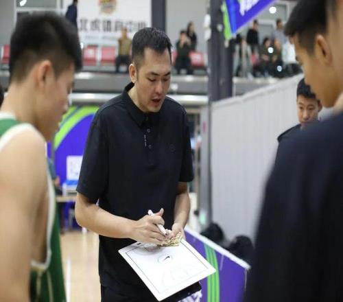 季后赛森林,狼对掘金,总分预测分,世界杯赛程,2026世界杯,比赛时间,场地信息,赛事动态